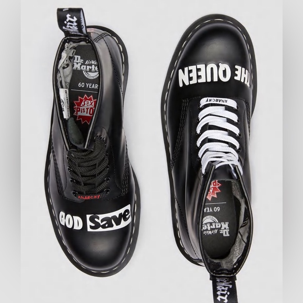 Dr. Martens x SEX PISTOLS ‘God Save the Queen’ leather 1460s *60th Anniversary*